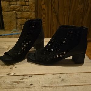 NYDJ Black Peep-Toe Heeled Boots